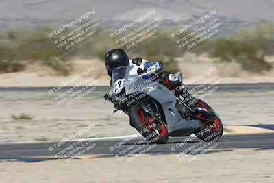 media/Nov-01-2025-CVMA (Sat) [[fc0f7531b8]]/Race 7-Formula Twins-Formula 40 UL/